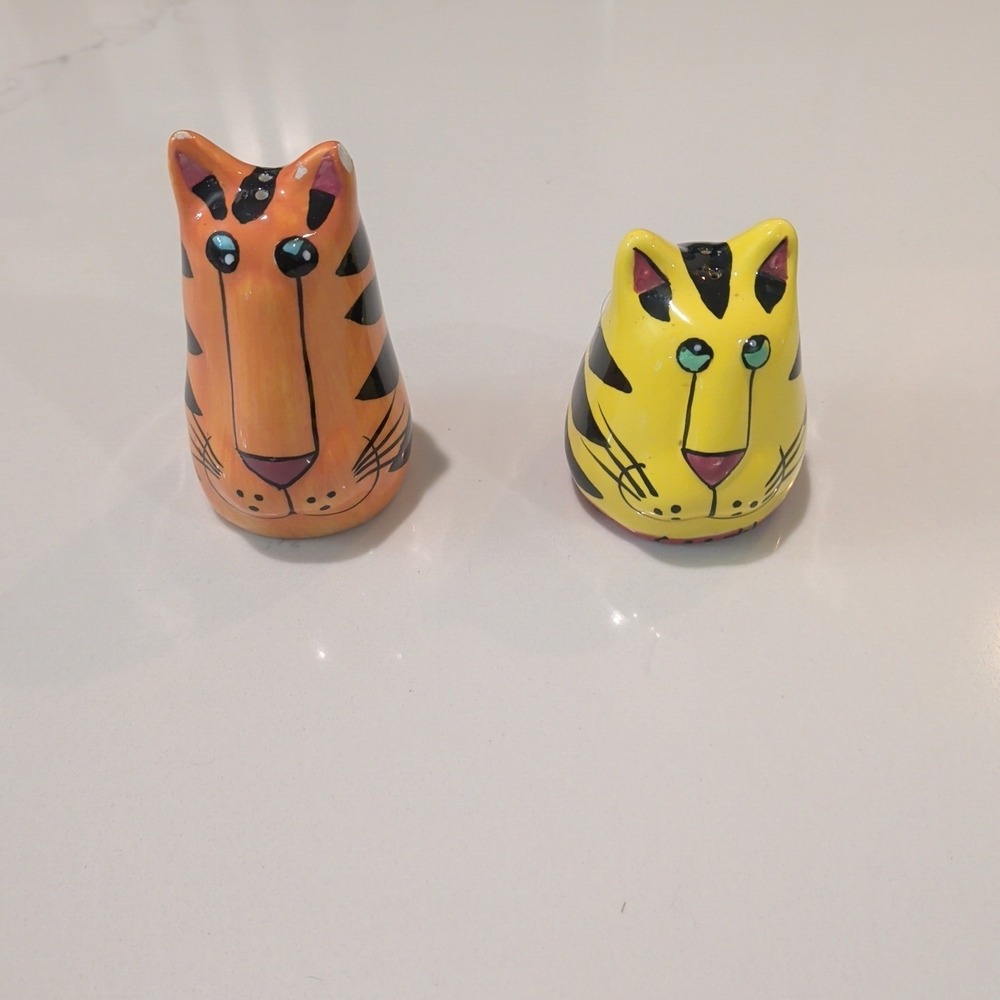 Catzilla Candace Reiter Cats Kittens Salt & Pepper Shakers Orange Yellow 2000